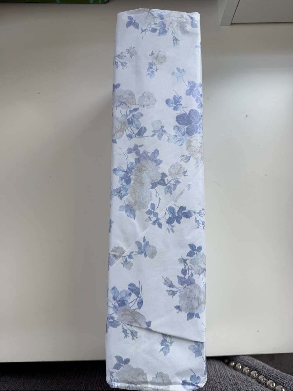 NEW Stanley X LoveShackFancy Everblooming Rosettes All Day Slim 20 oz bottle - Picture 7 of 9
